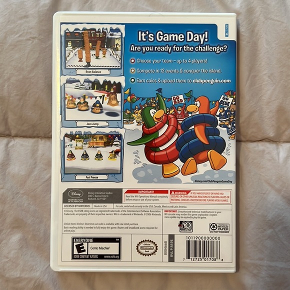 Club Penguin Wii Game - Picture 2 of 3